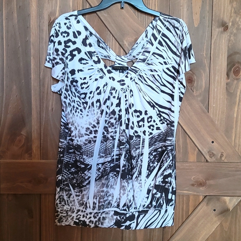 Womens top, shirt animal print